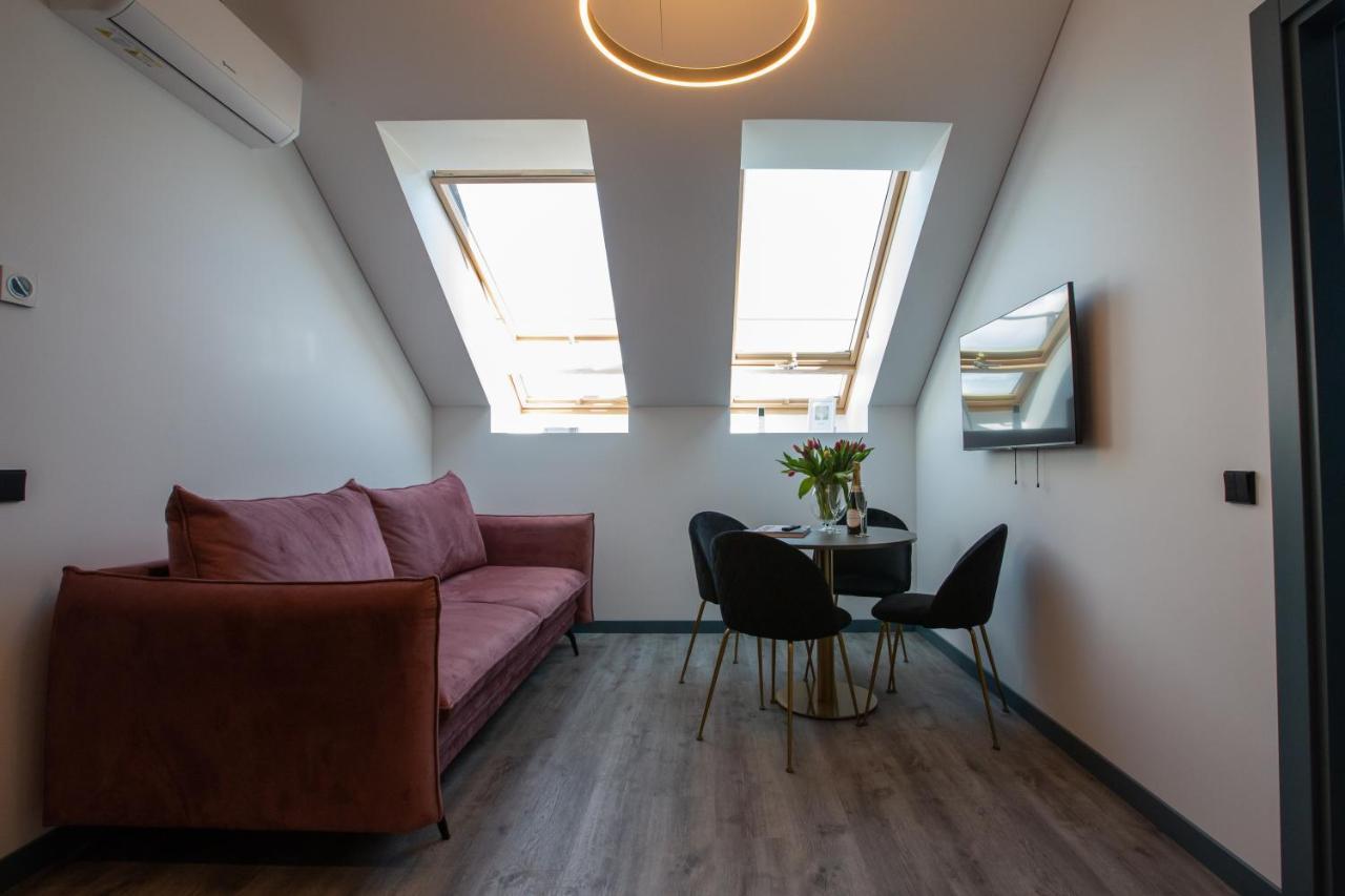 M8 Stylish One-Bedroom Apartment Kaunas Extérieur photo